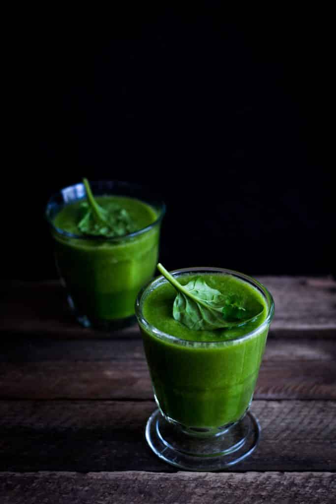 a green smoothie: the ultimate mindful meal